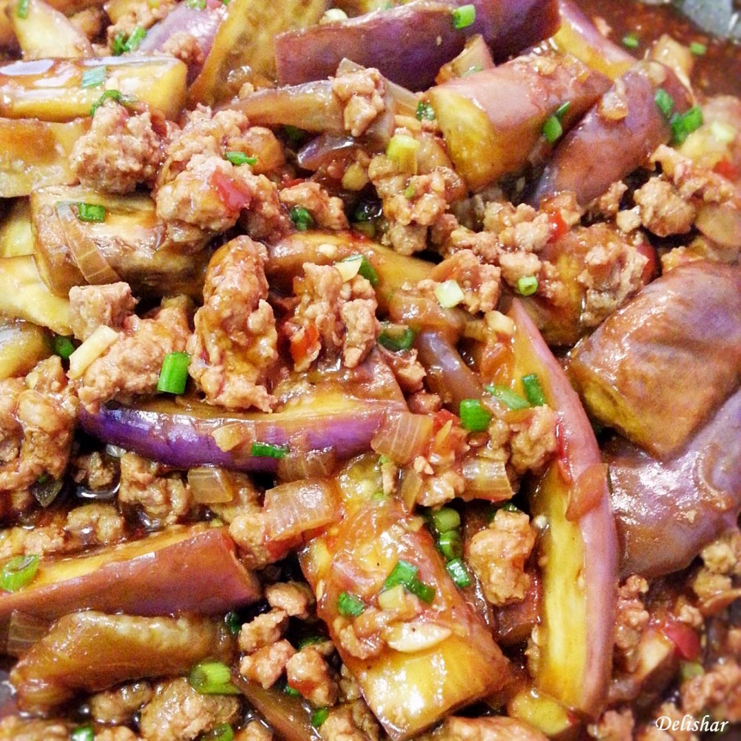 eggplant casserole with ground beef and rice