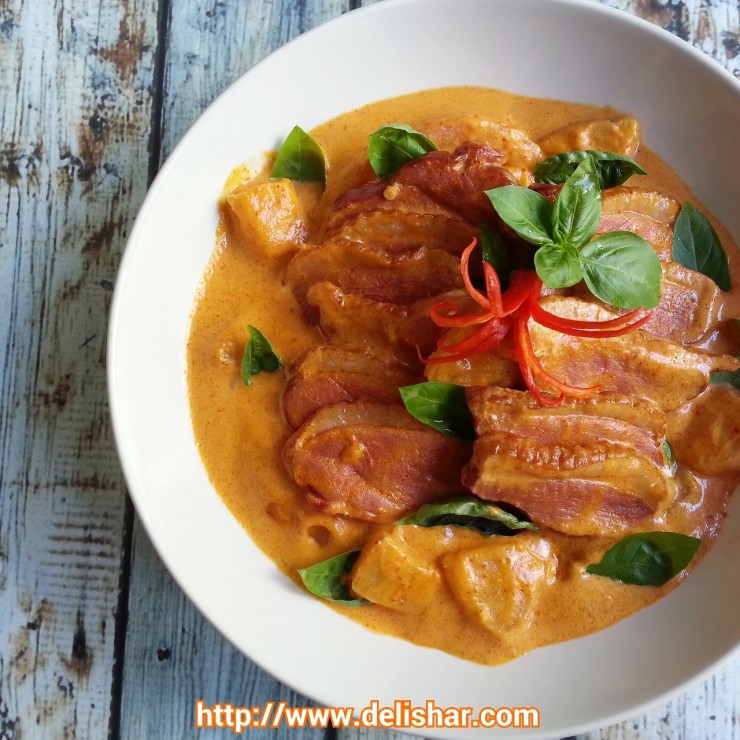 Thai roast duck sales curry