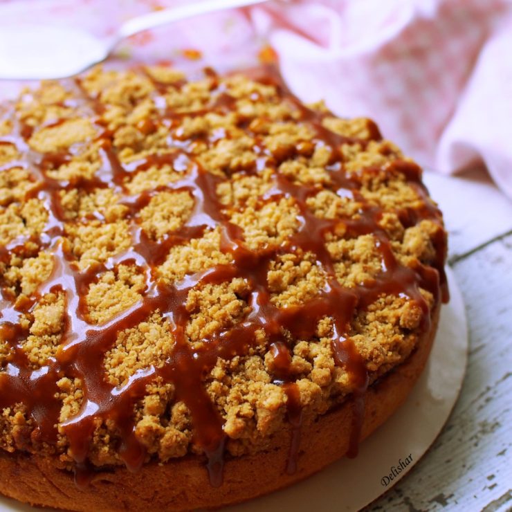 caramel apple crumb cake