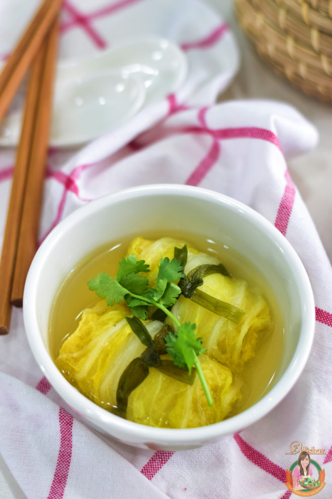 Stuffed Cabbage Soup - Delishar | Singapore Cooking, Recipe, and ...