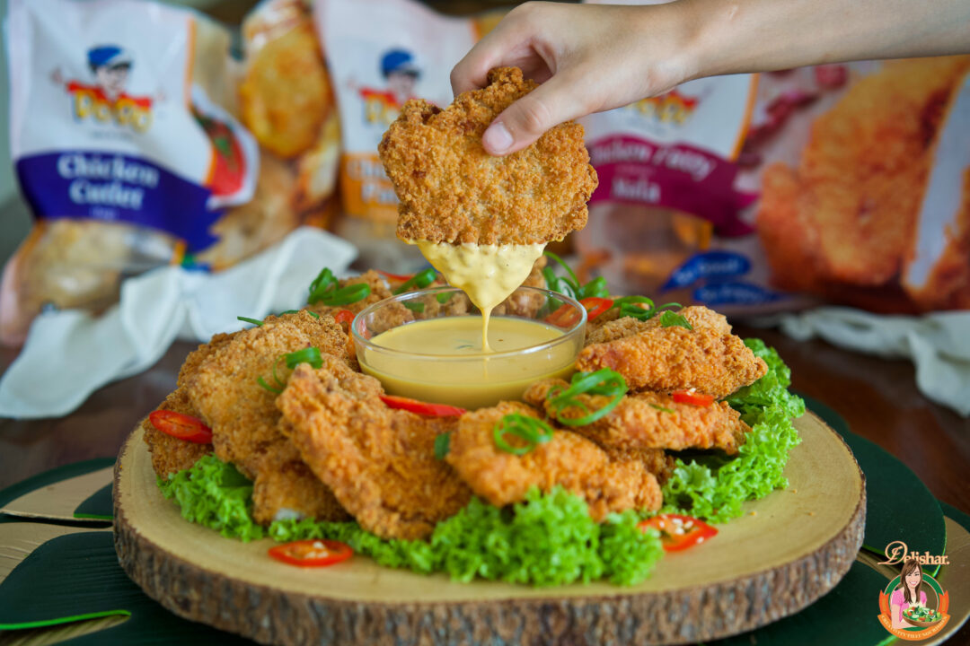 Dodo Chicken Platter with Salted Egg Yolk Dip