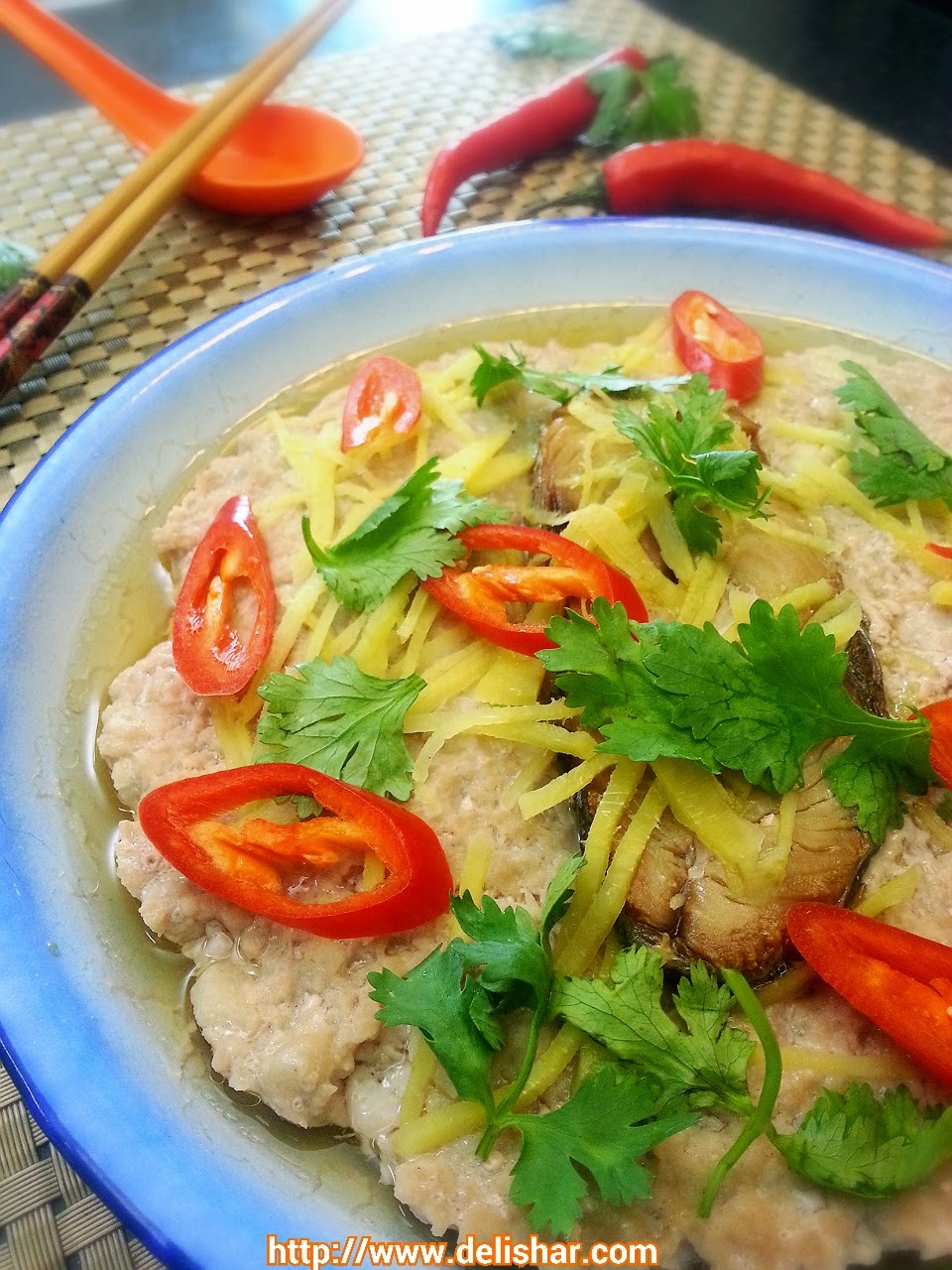 Steamed Pork with Salted Fish (鹹魚蒸肉餅) - Delishar | Singapore Cooking ...
