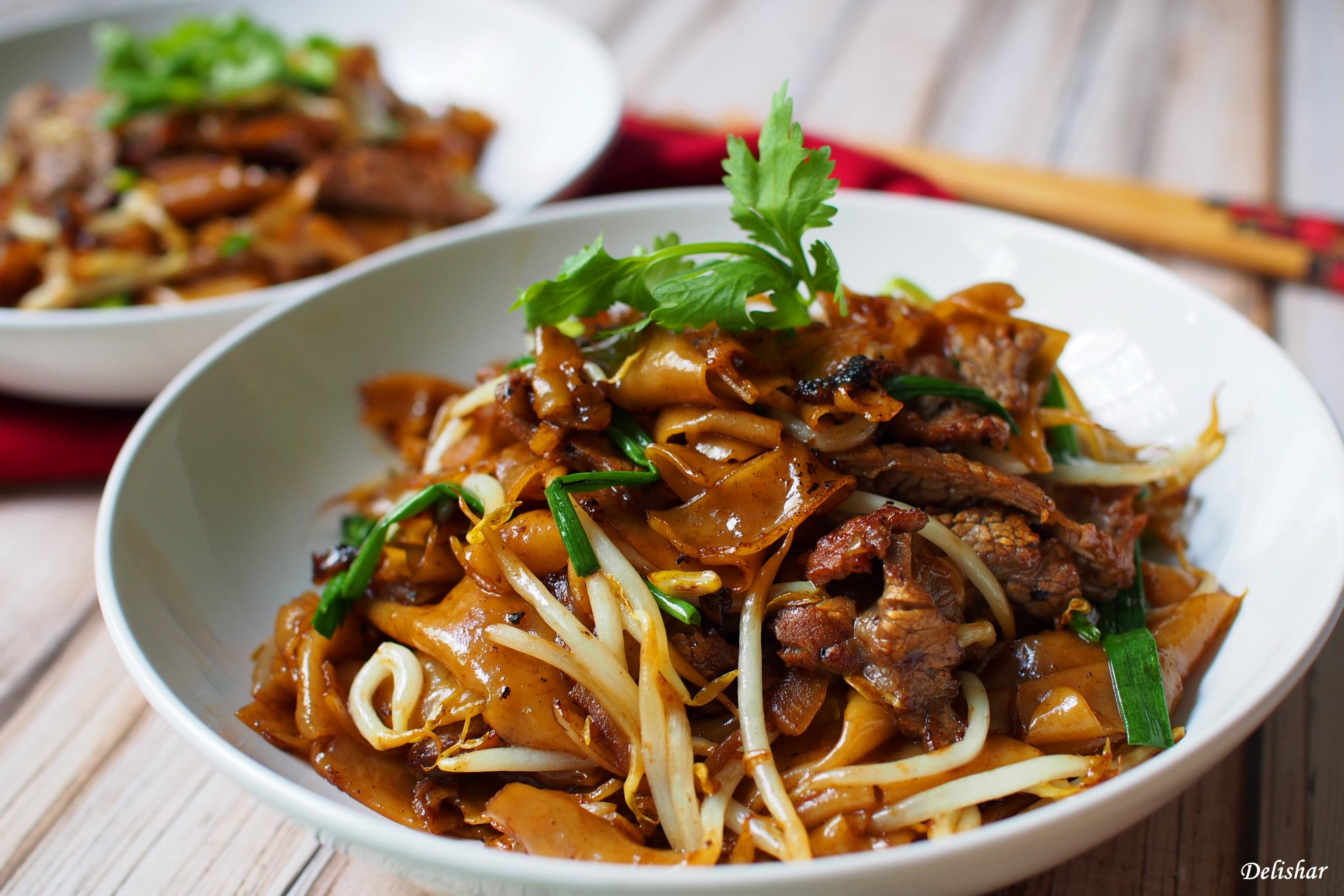 beef chow fun with black bean sauce