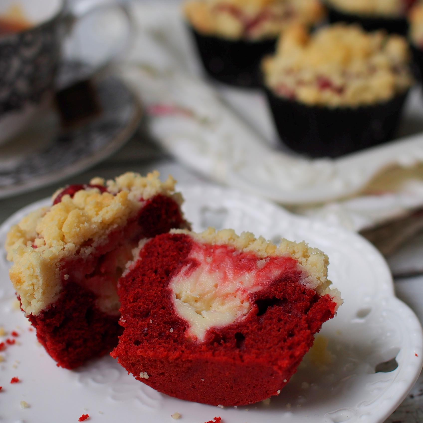 Red Velvet Muffins 5 - Delishar | Singapore Cooking ...