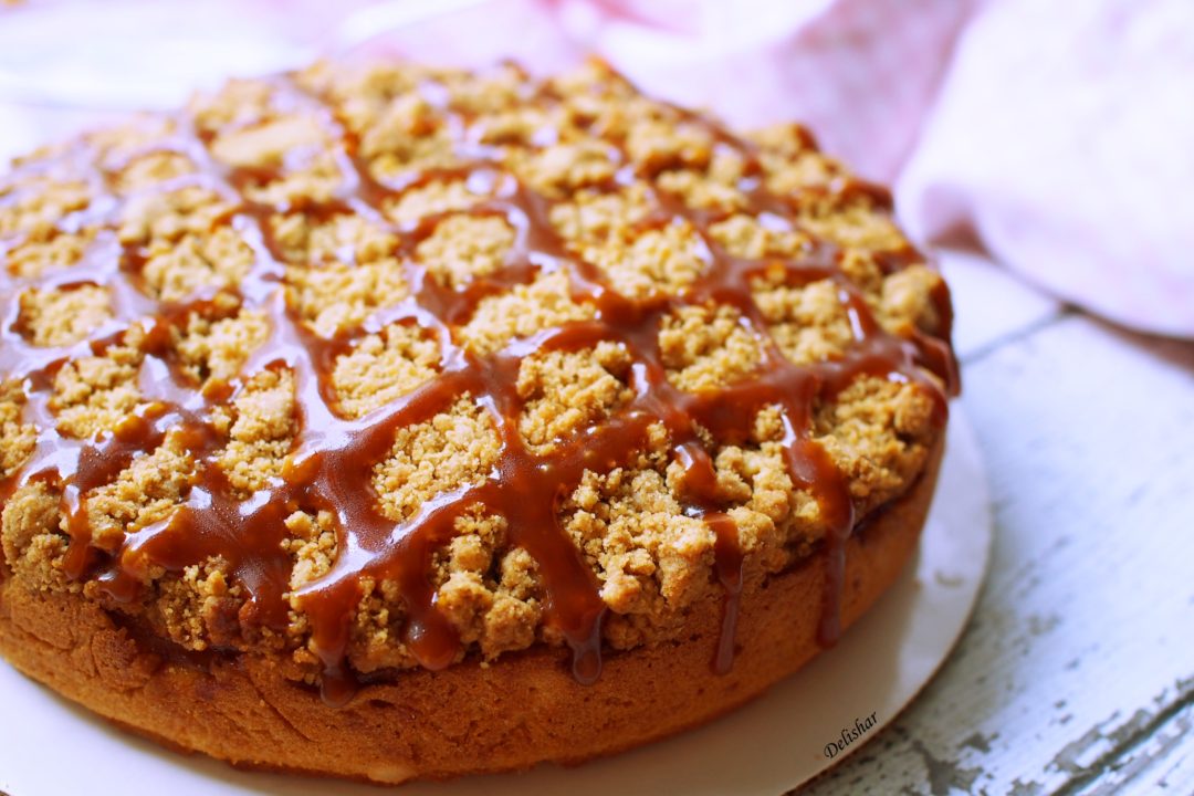 Apple Crumble Cake - Anna Banana